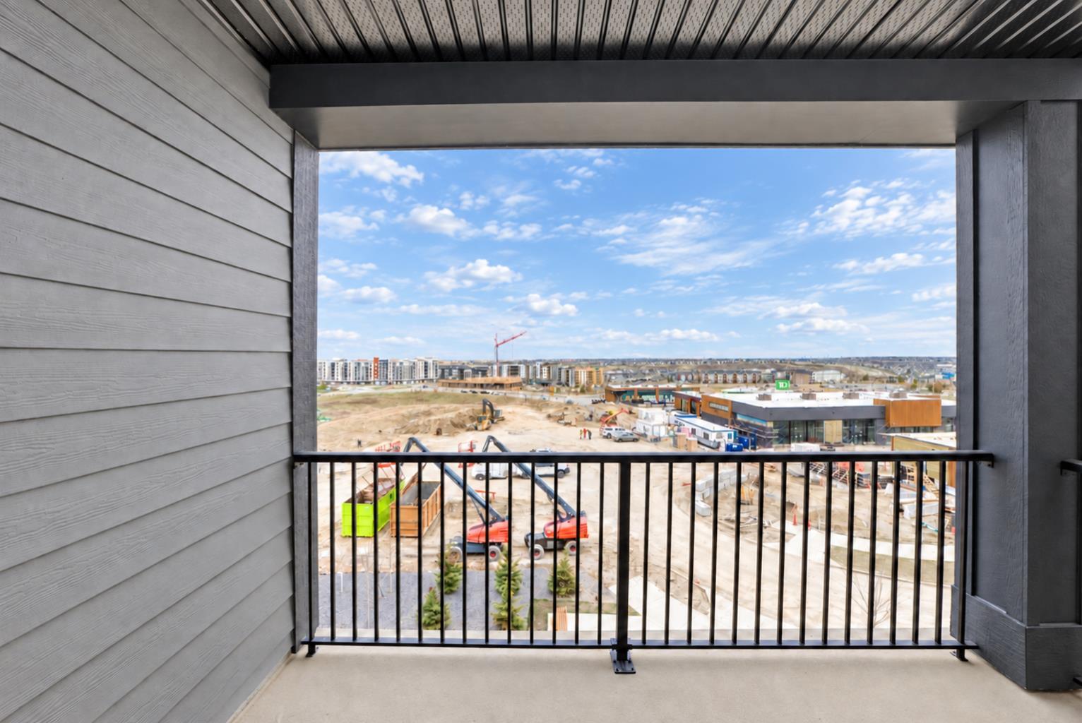 410, 30 Sage Hill Walk NW