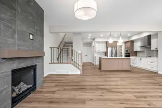 116 Quartz Crescent 