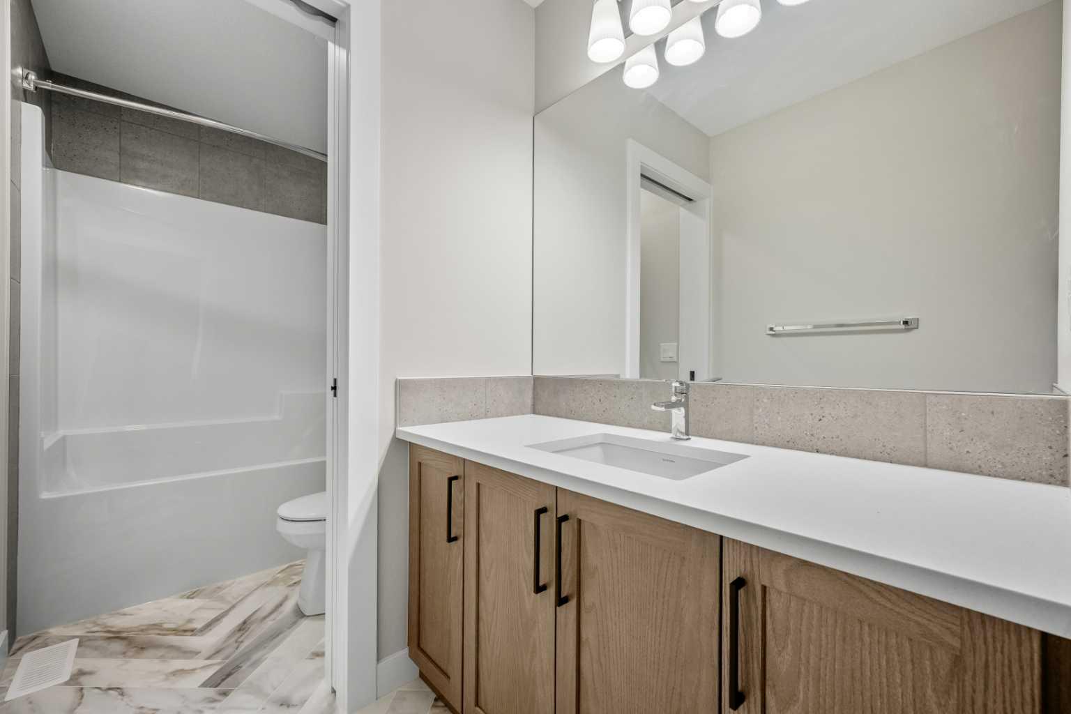 116 Quartz Crescent 