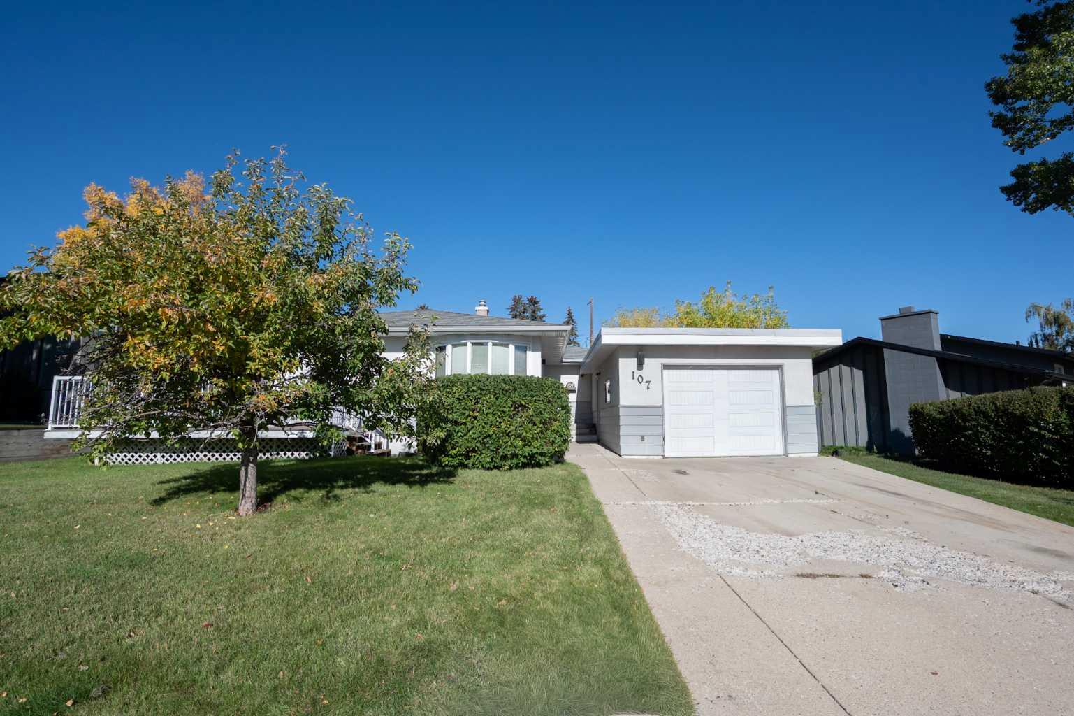 107 Hallbrook Drive SW