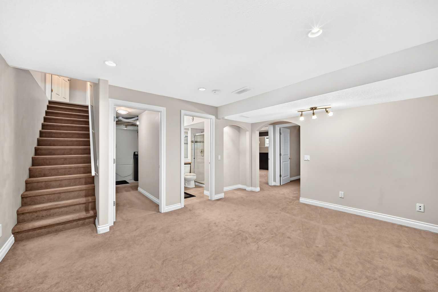 275 Panatella Circle NW