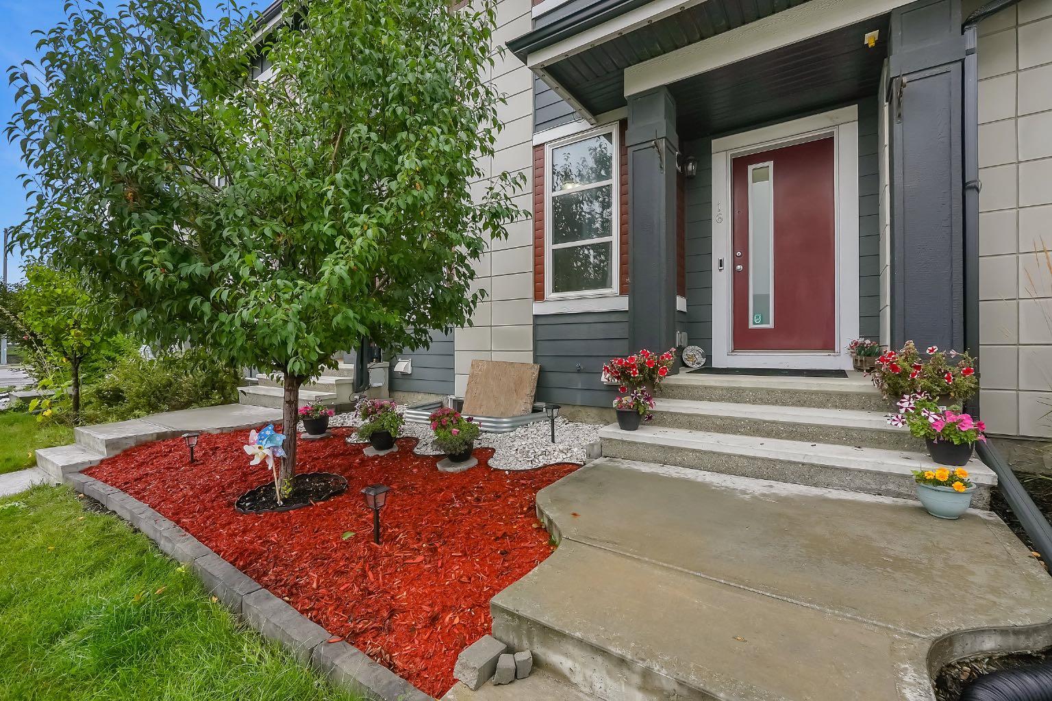 16 Skyview Circle NE