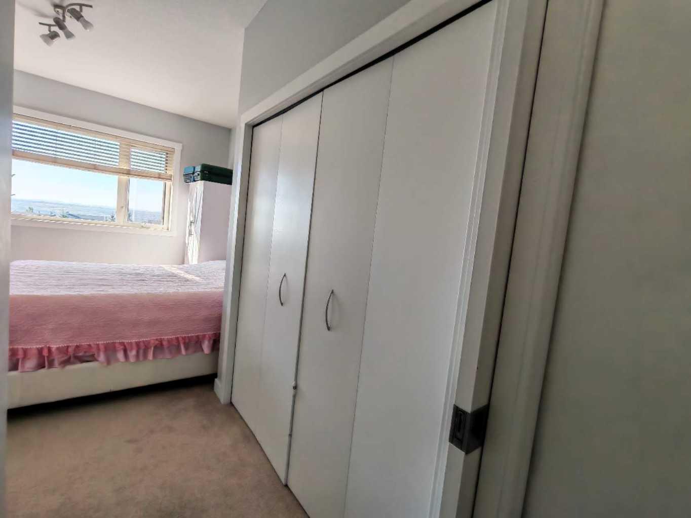 304, 69 Springborough Court SW