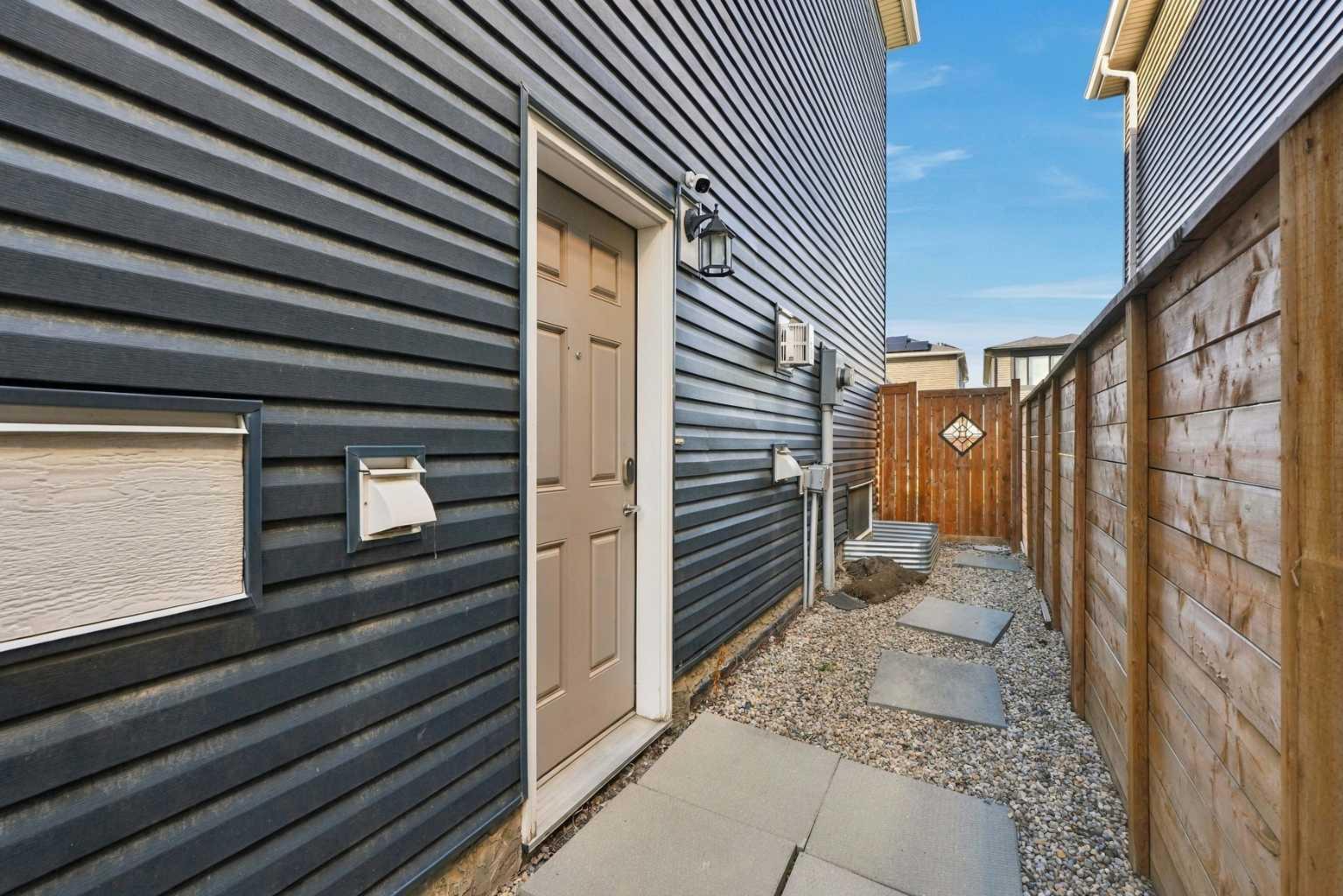 10 Belmont Garden SW