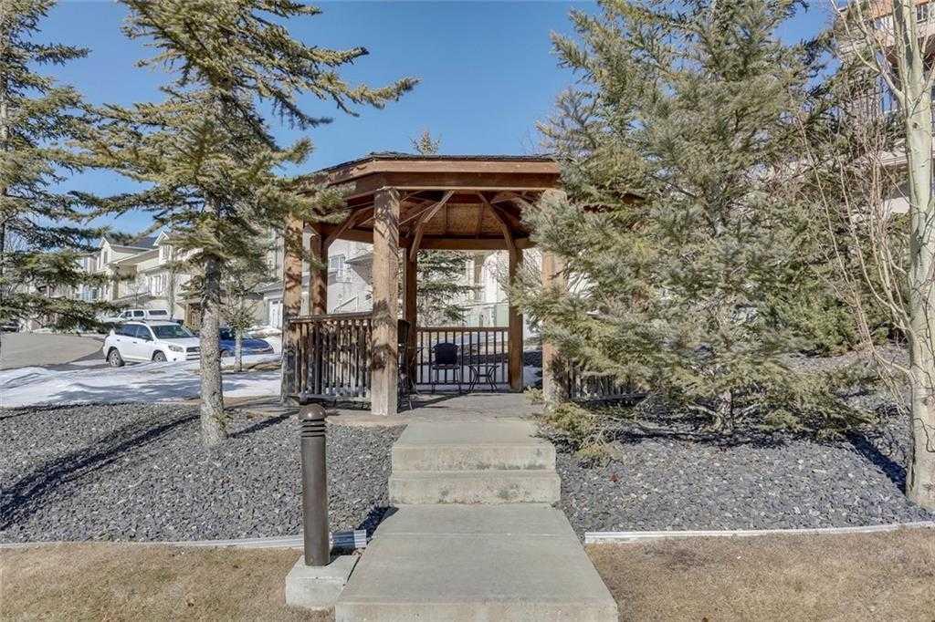 1, 169 Rockyledge View NW