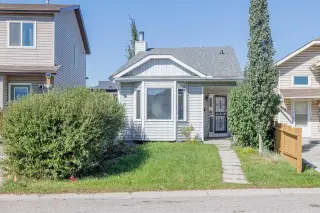 5 Erin Grove Place SE
