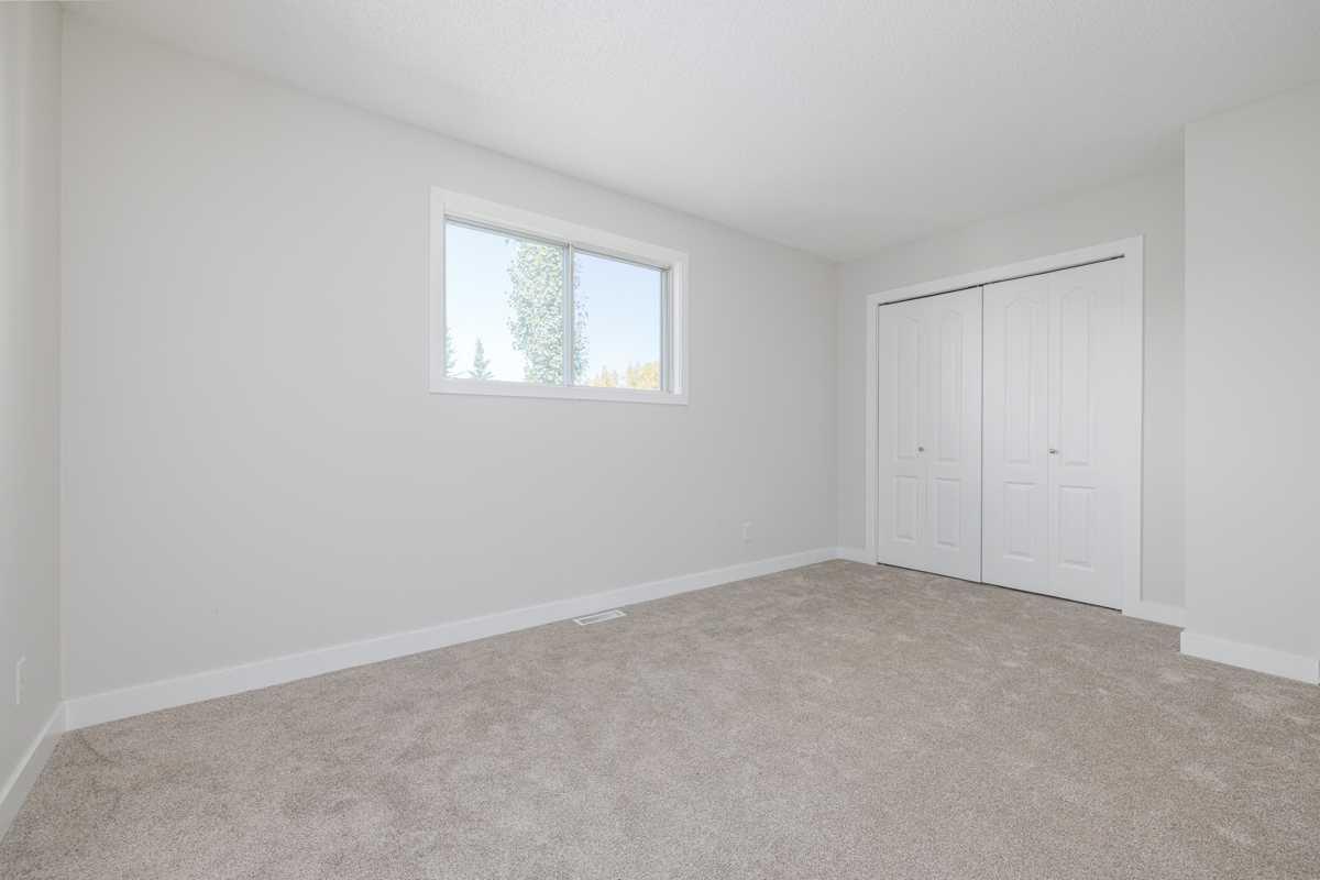 5 Erin Grove Place SE