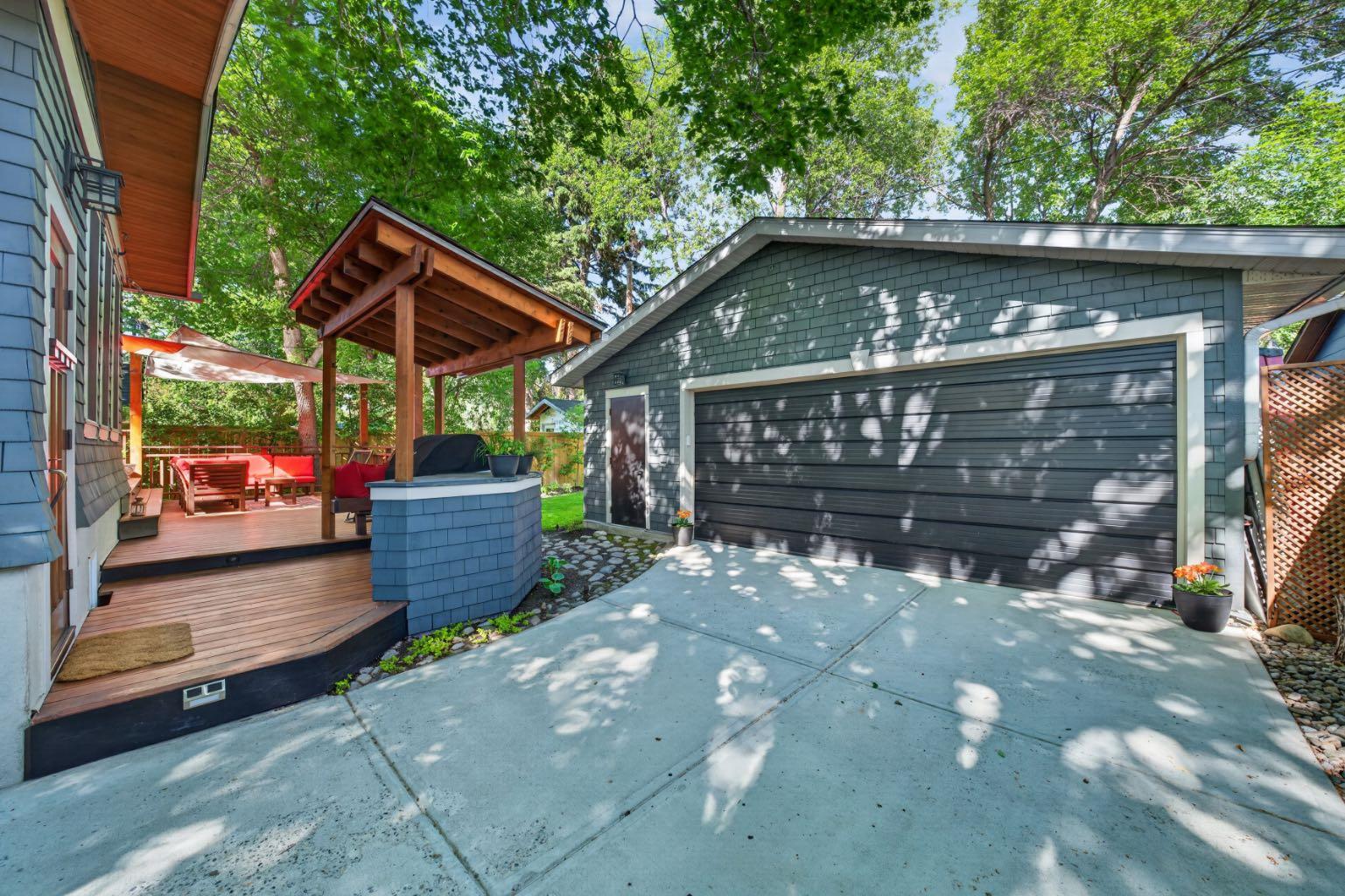 3818 Elbow Drive SW