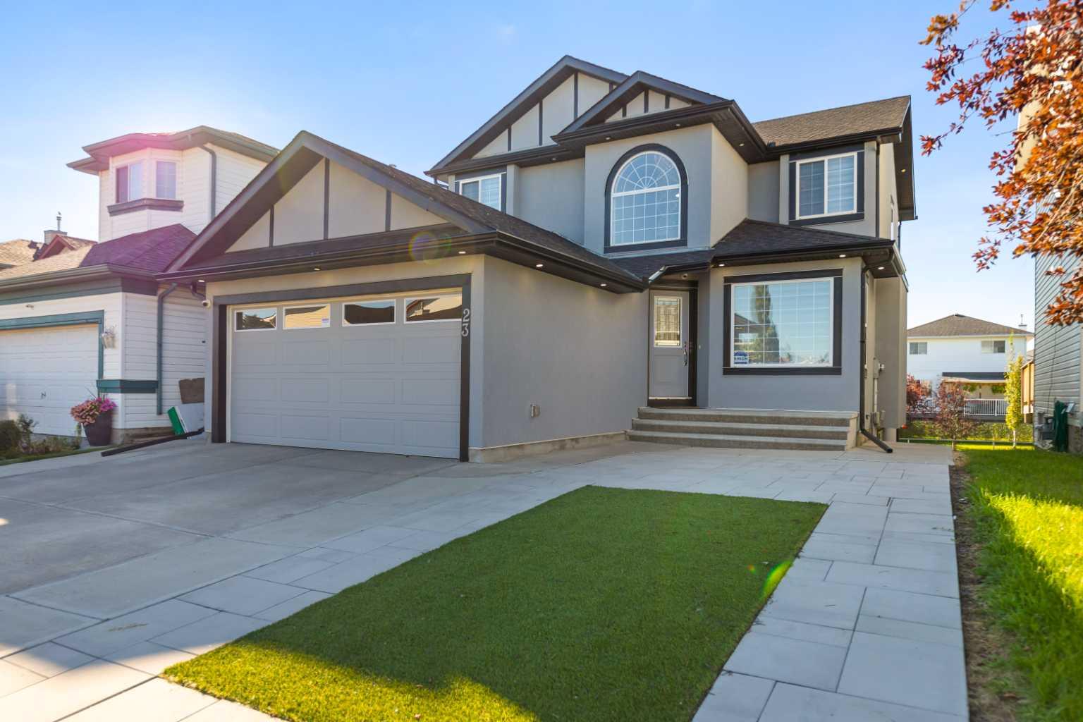 23 Anaheim Circle NE