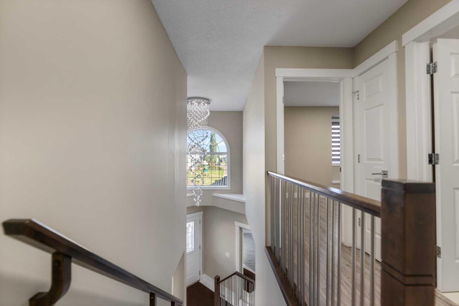 23 Anaheim Circle NE