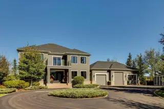 211 Aspen Green 