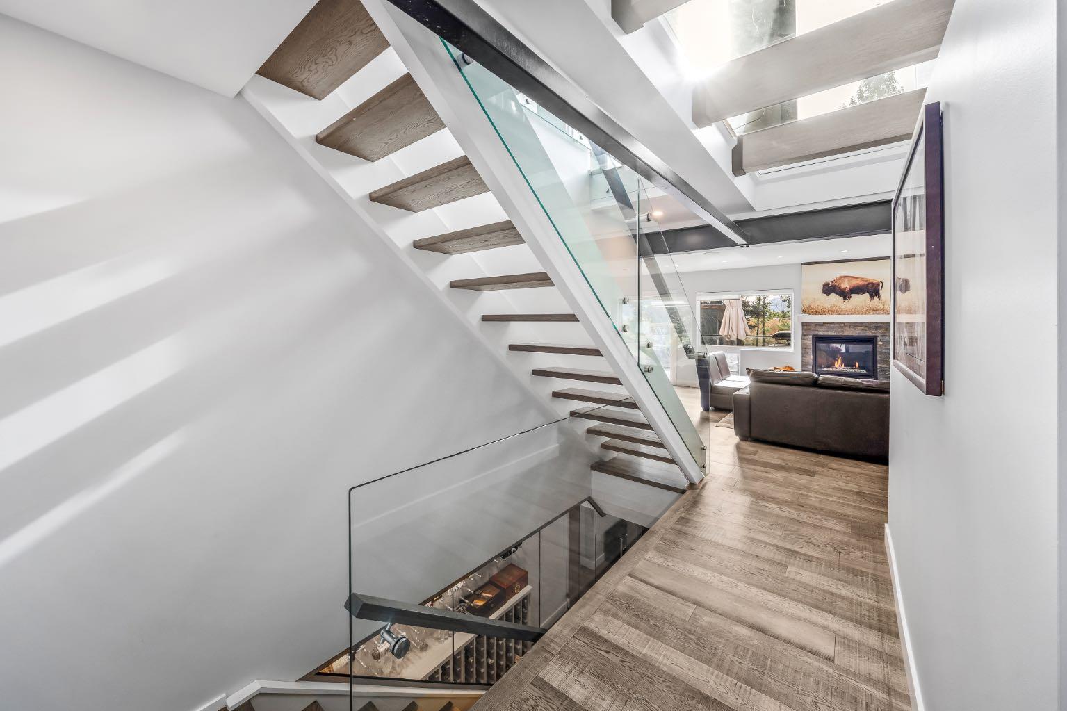 258 Grizzly Crescent 