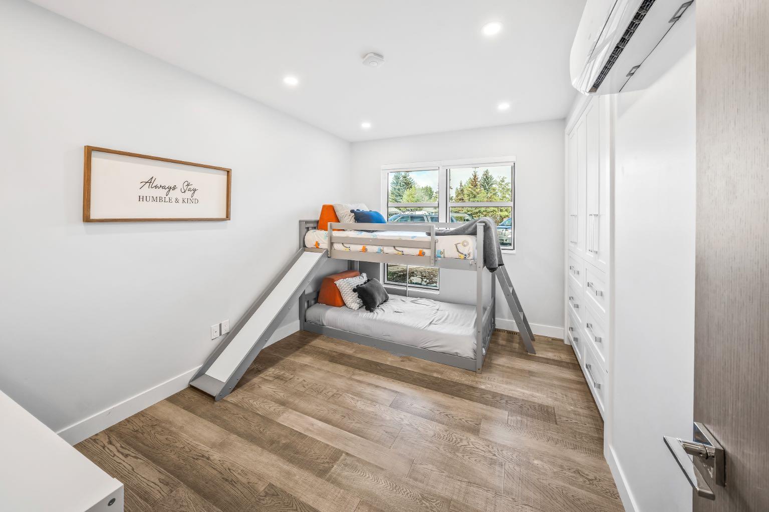 258 Grizzly Crescent 