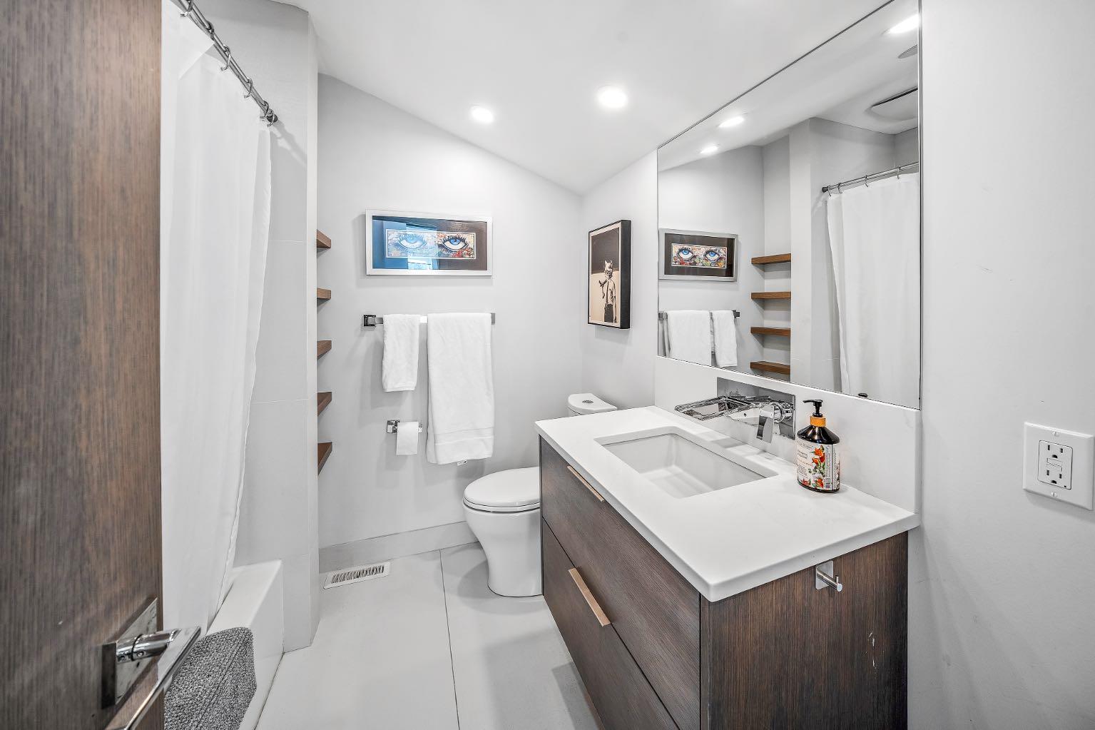 258 Grizzly Crescent 