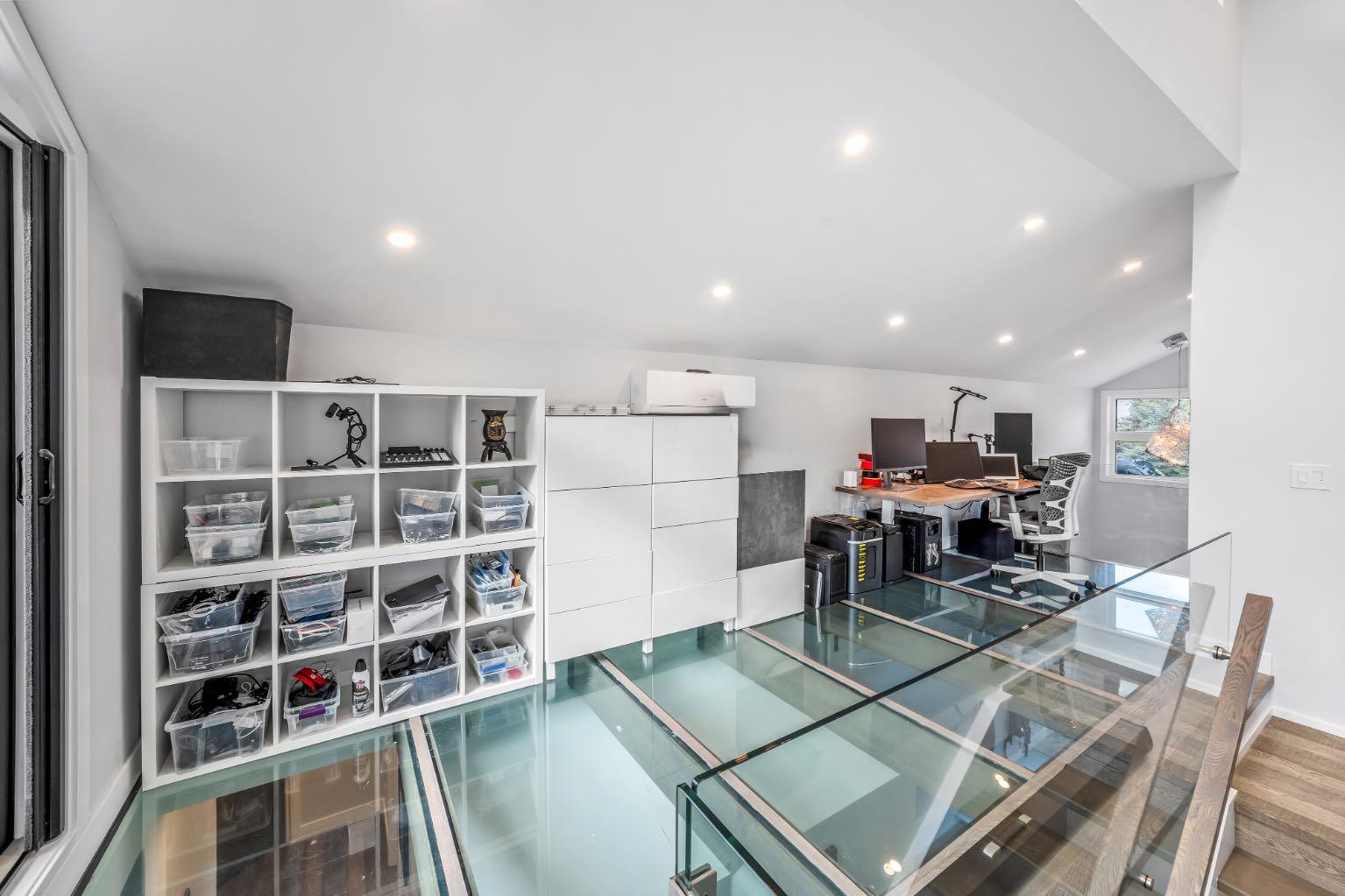 258 Grizzly Crescent 