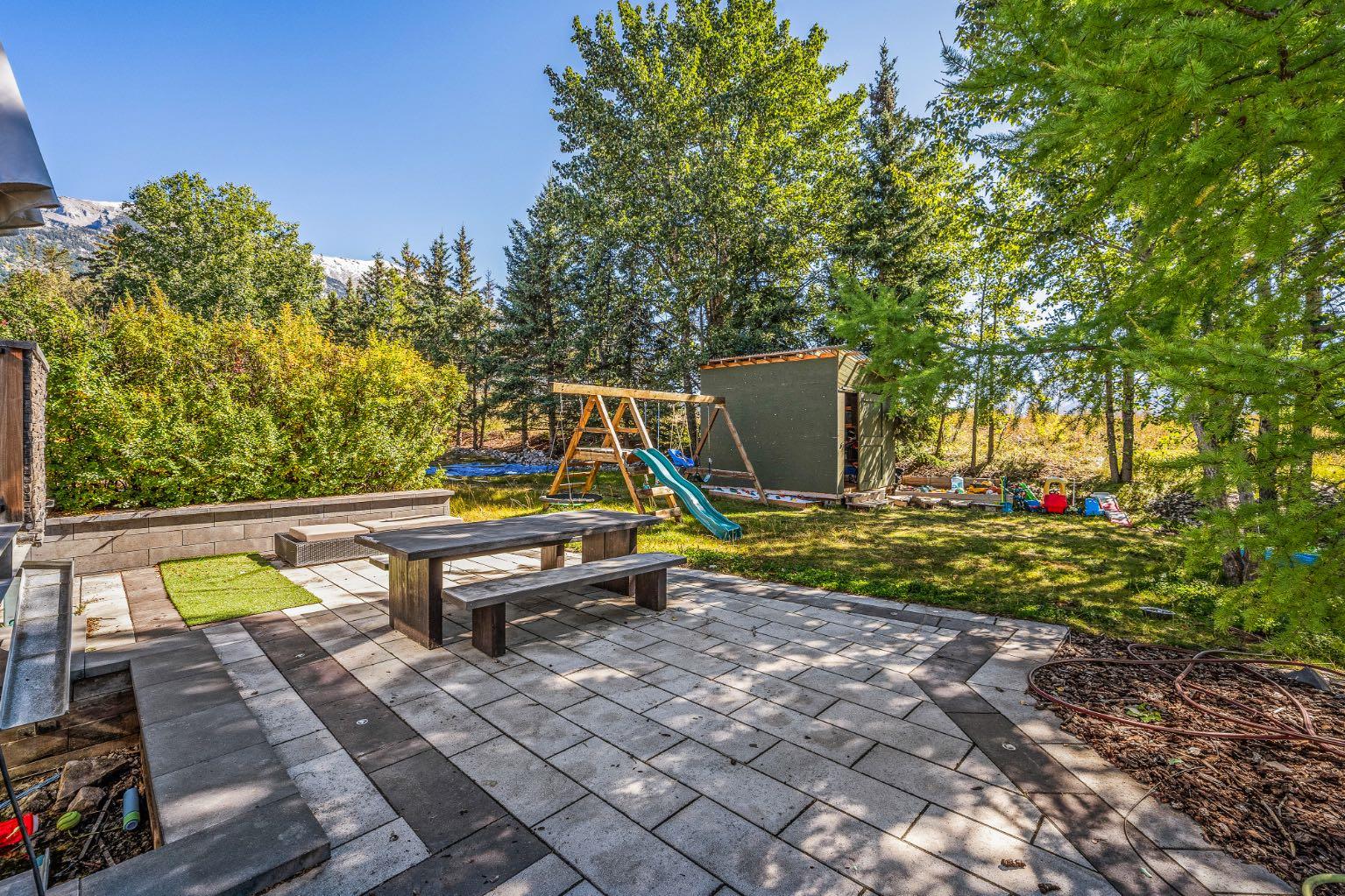 258 Grizzly Crescent 