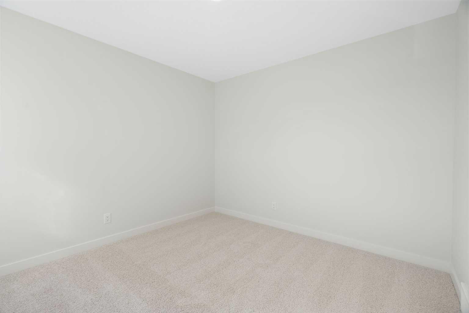 125 Southborough Common 