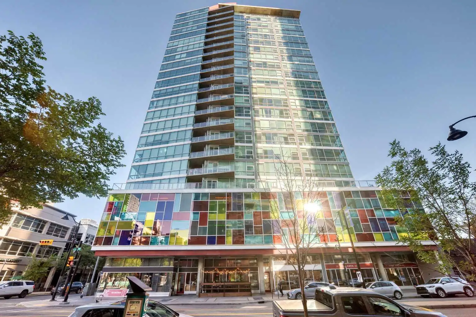 1007, 135 13 Avenue SW