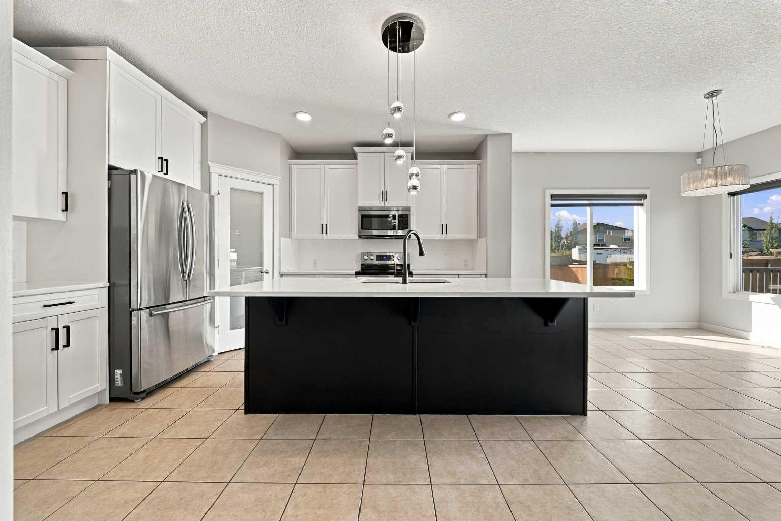 44 Skyview Point Terrace NE