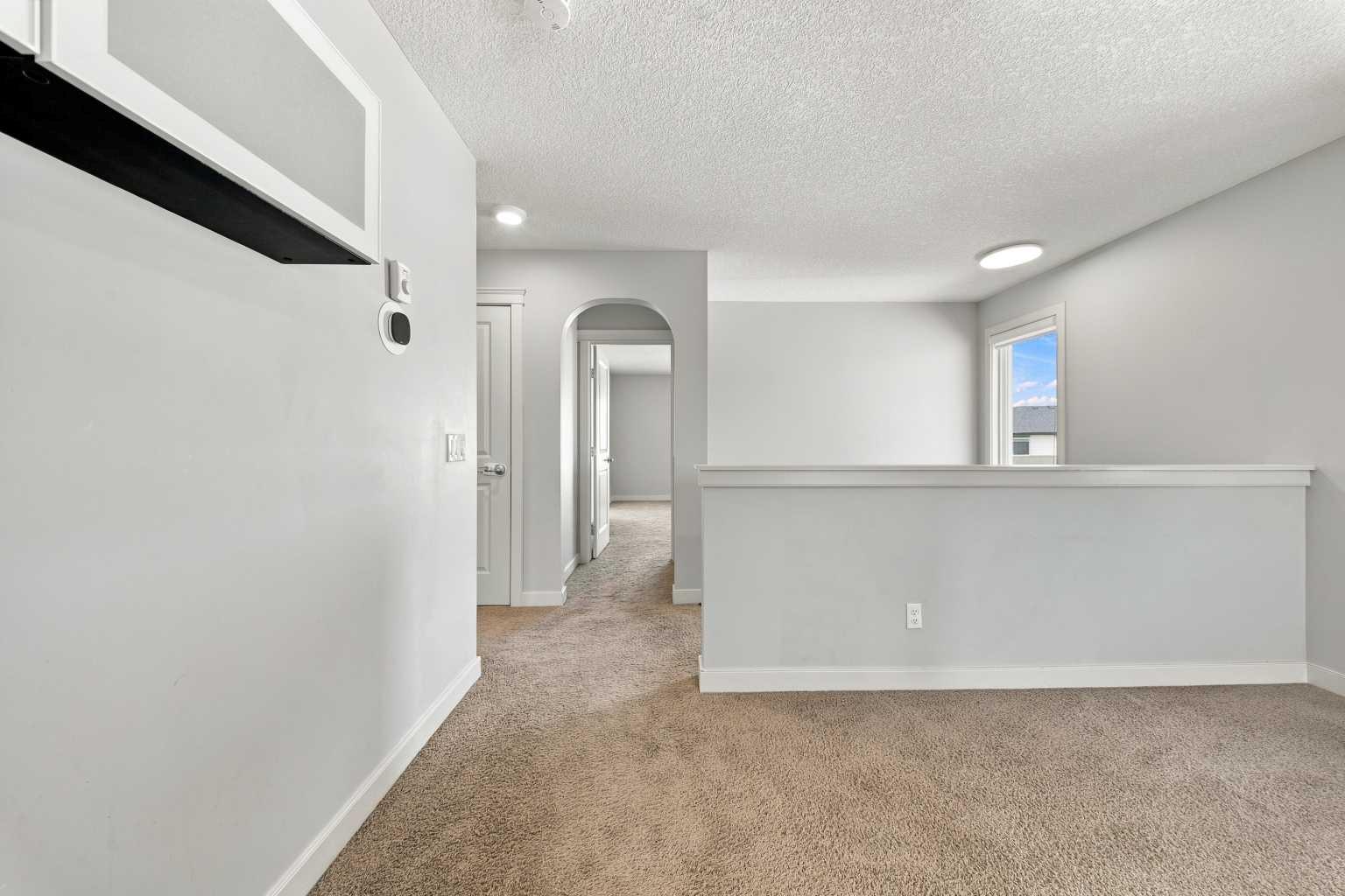 44 Skyview Point Terrace NE