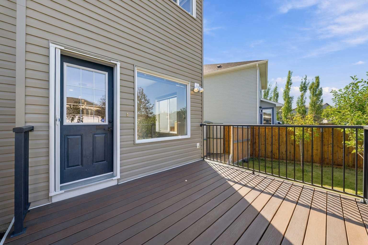 44 Skyview Point Terrace NE