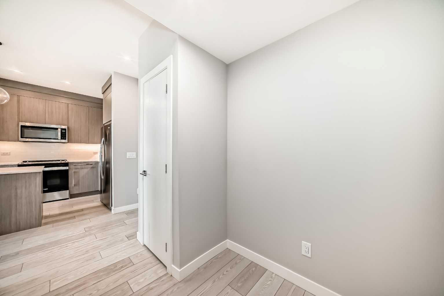 1505, 395 Skyview Parkway NE