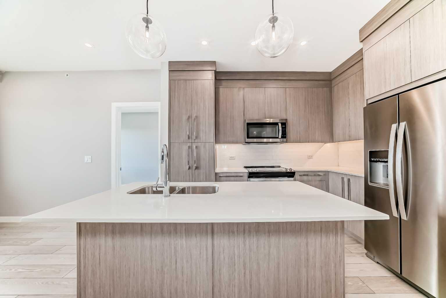 1505, 395 Skyview Parkway NE