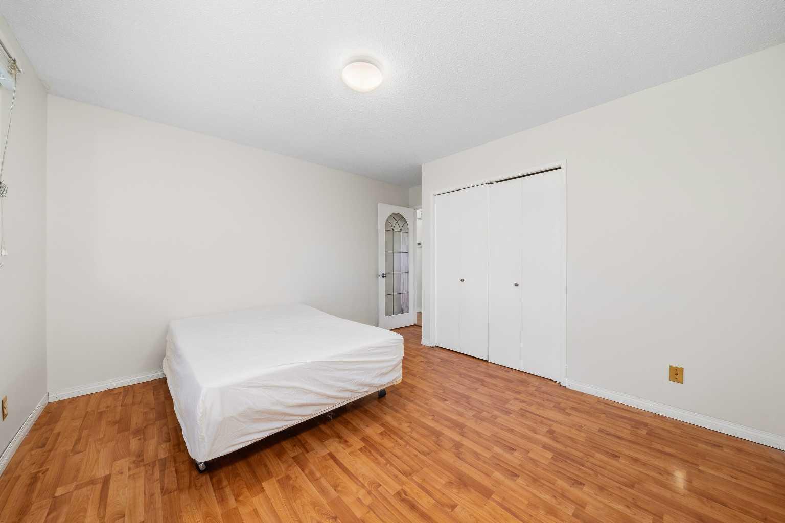 243 Millcrest Way SW