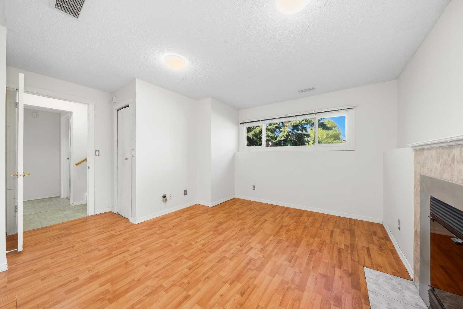 243 Millcrest Way SW