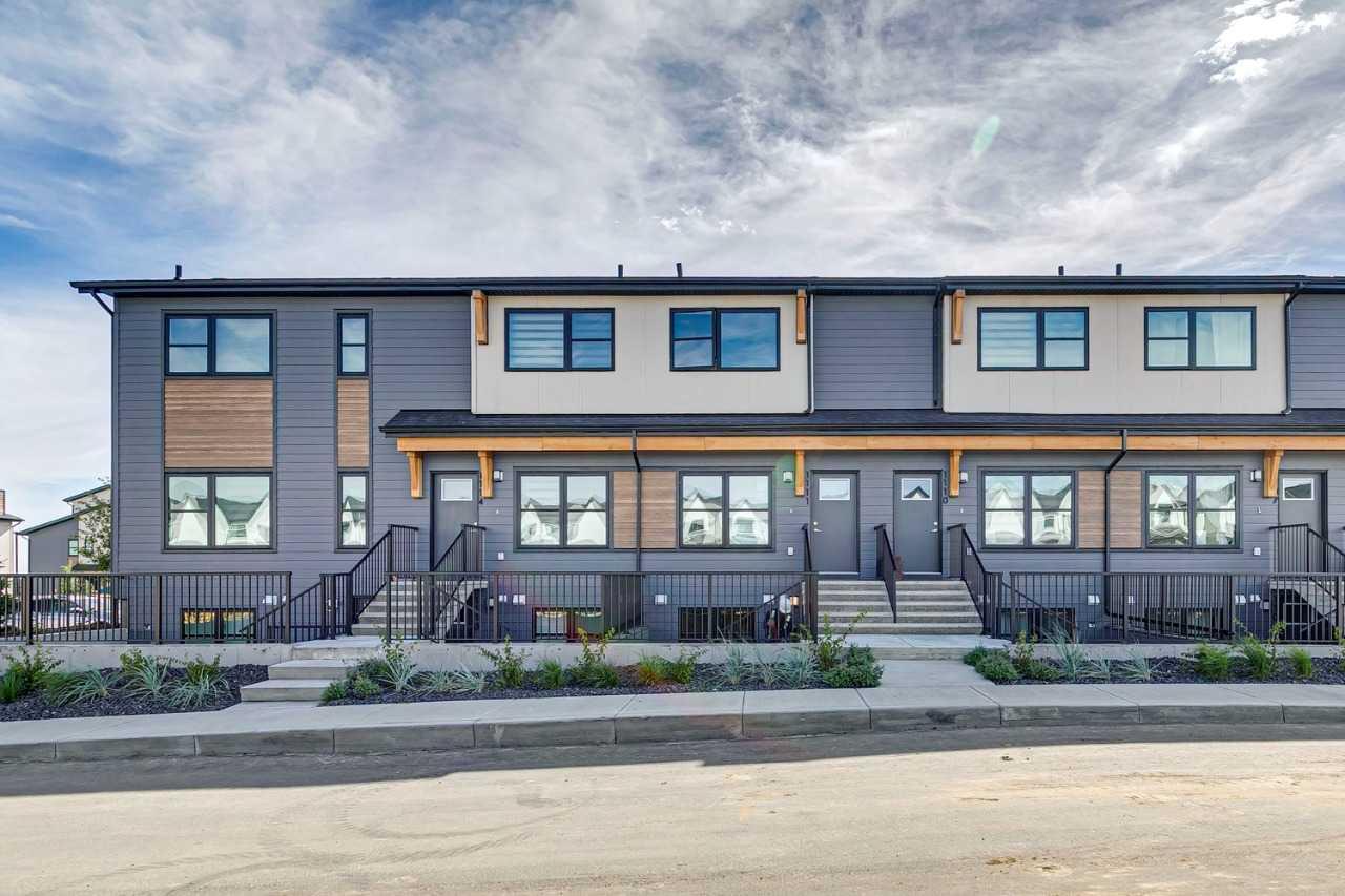 1112, 135 Mahogany Parade SE