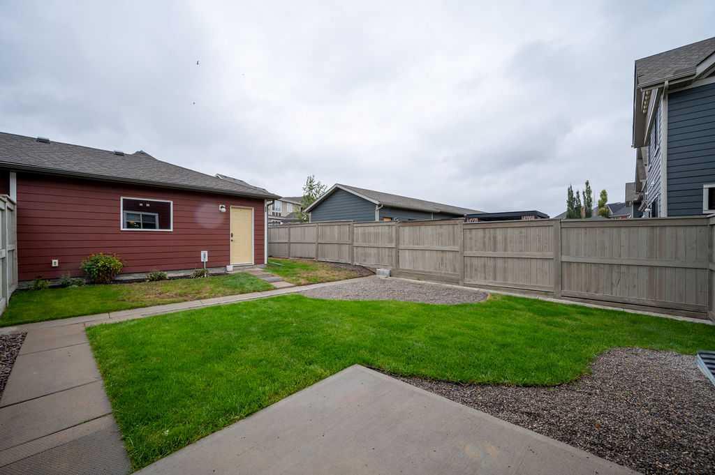 25 Marine Drive SE