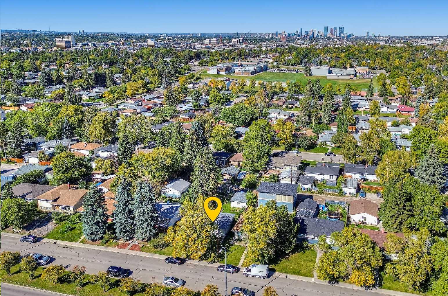176 Frobisher Boulevard SE
