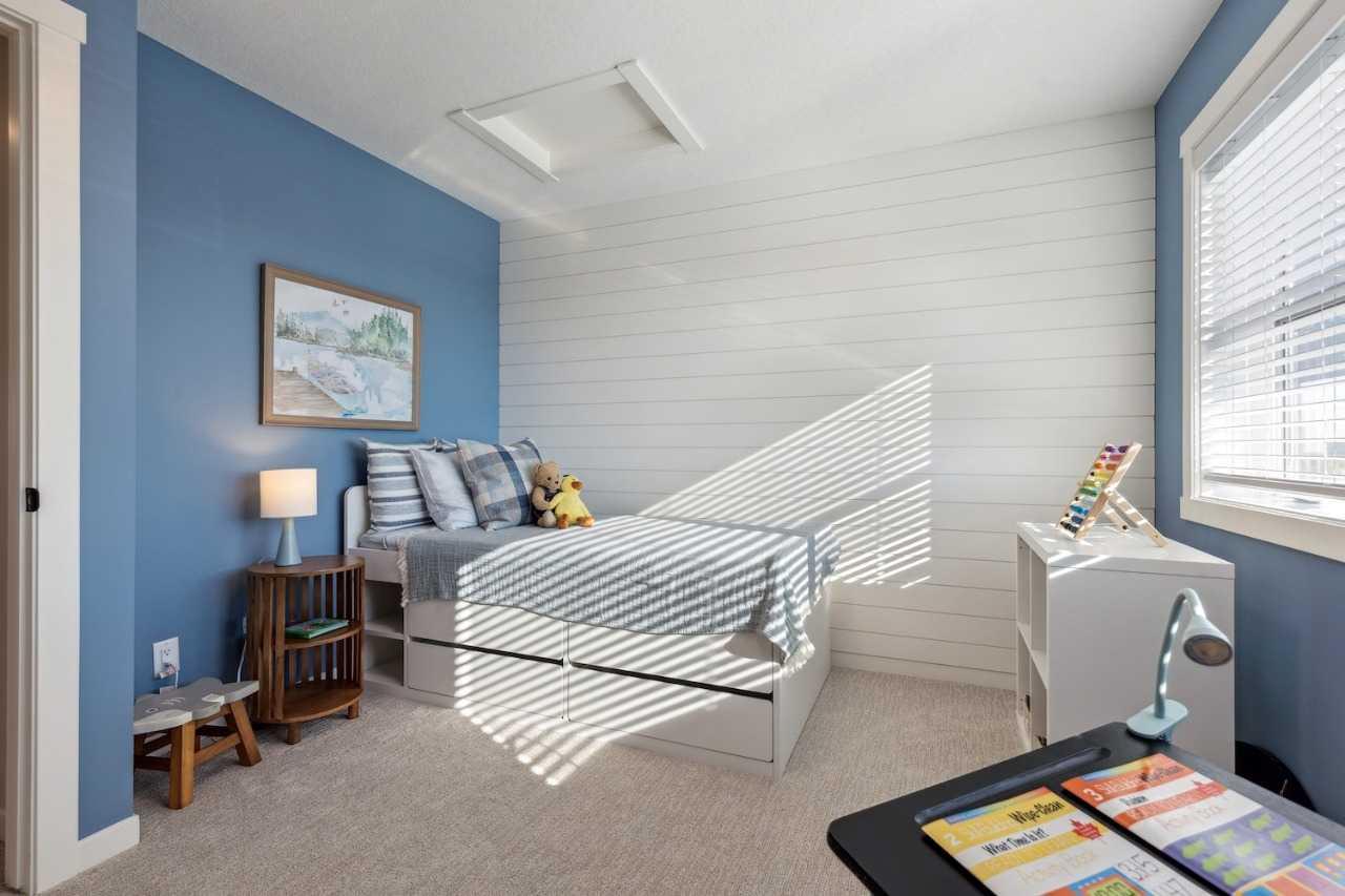 1203, 135 Mahogany Parade SE