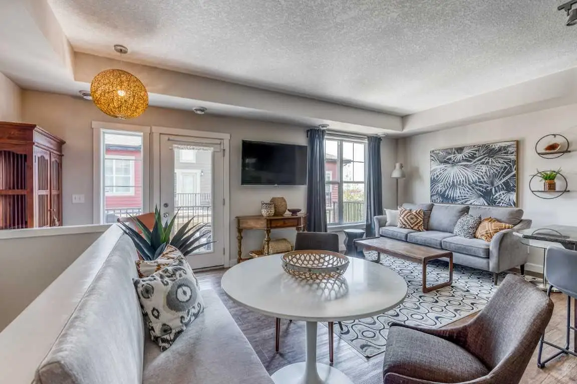 513 Cranford  SE