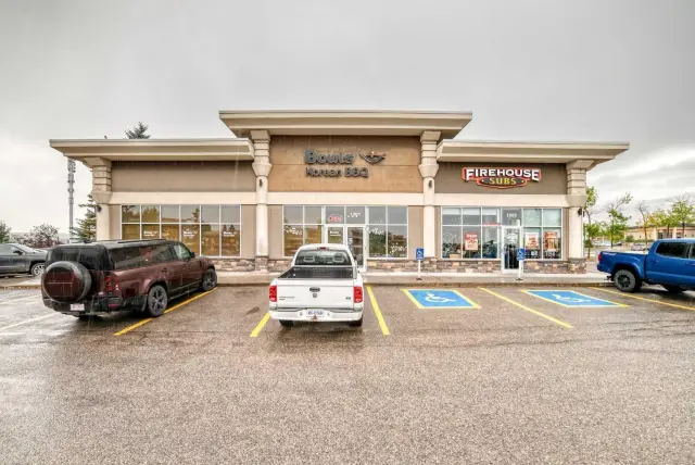 1301, 9650 Harvest Hills Boulevard NE