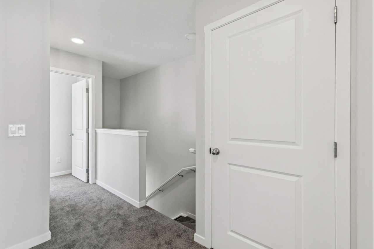 305, 1350 Cornerstone Street NE