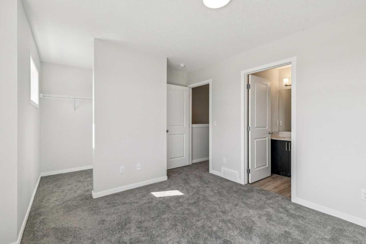 305, 1350 Cornerstone Street NE