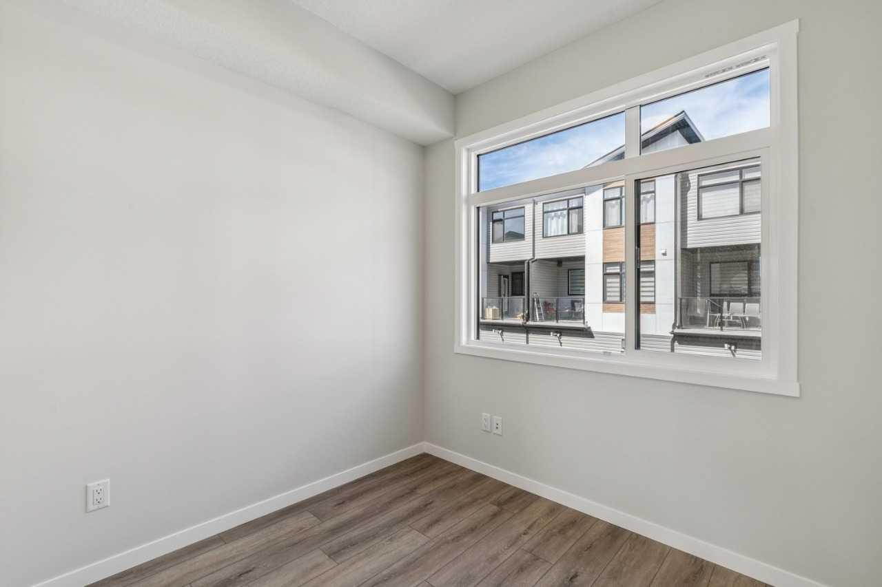 305, 1350 Cornerstone Street NE