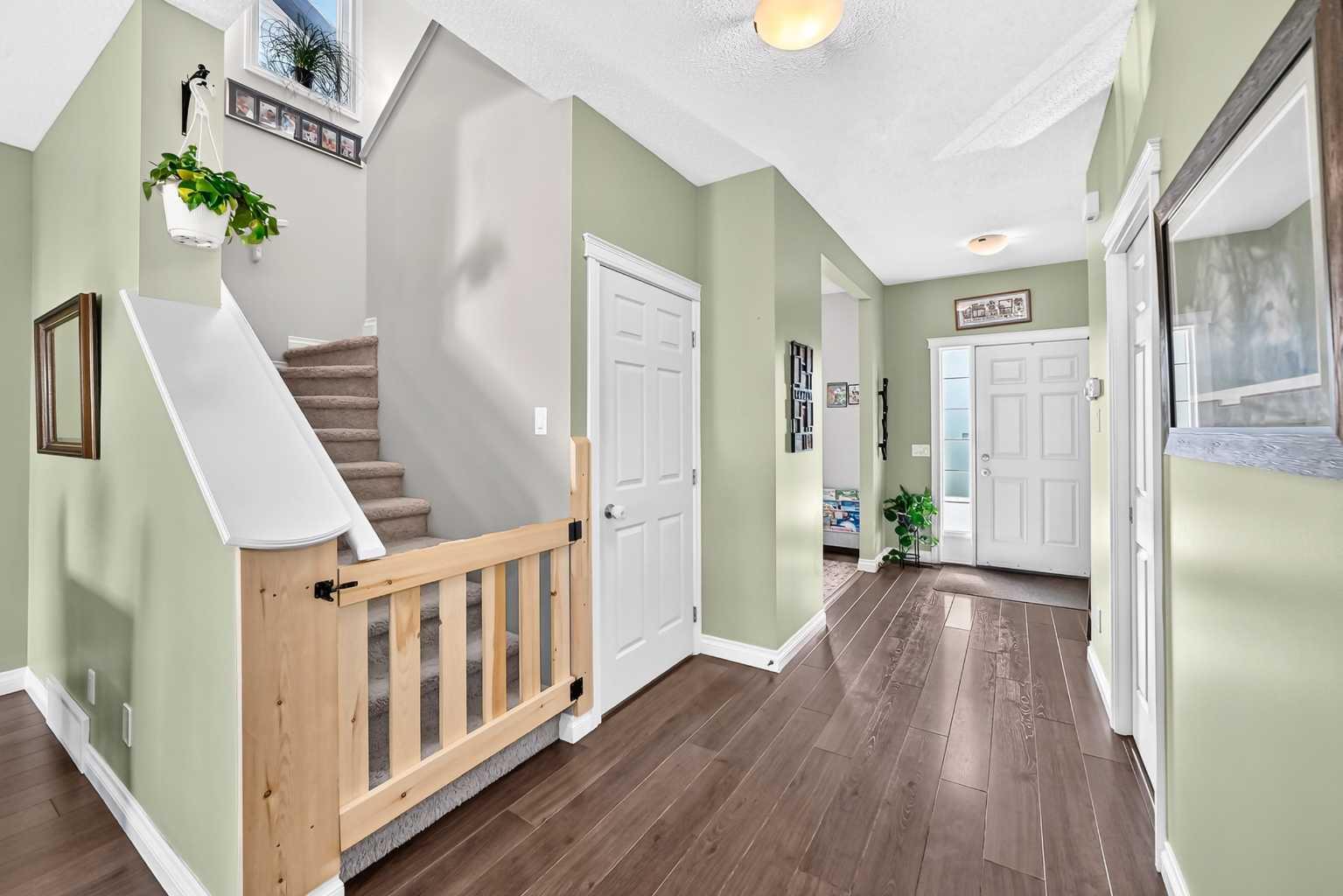 10 Reunion Grove NW