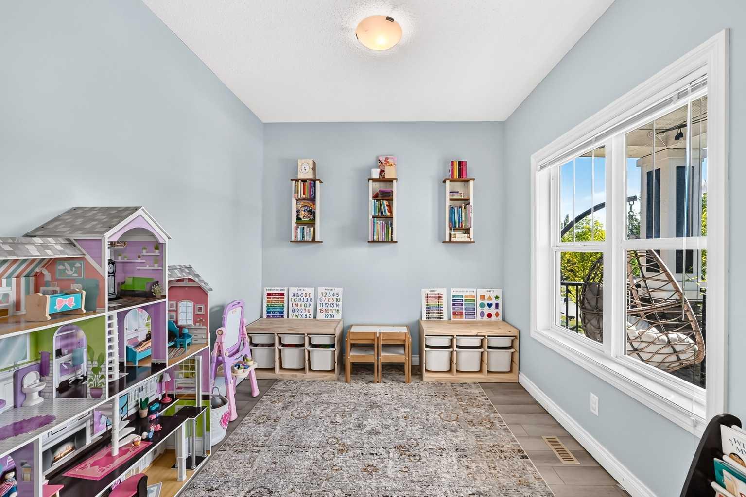 10 Reunion Grove NW
