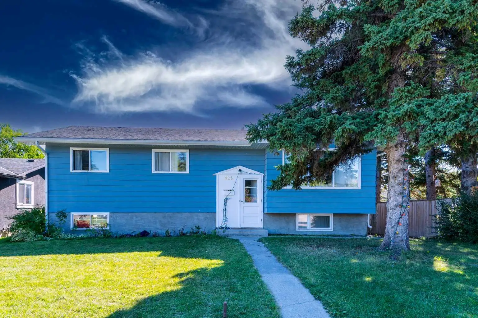 823 Sabrina Road SW