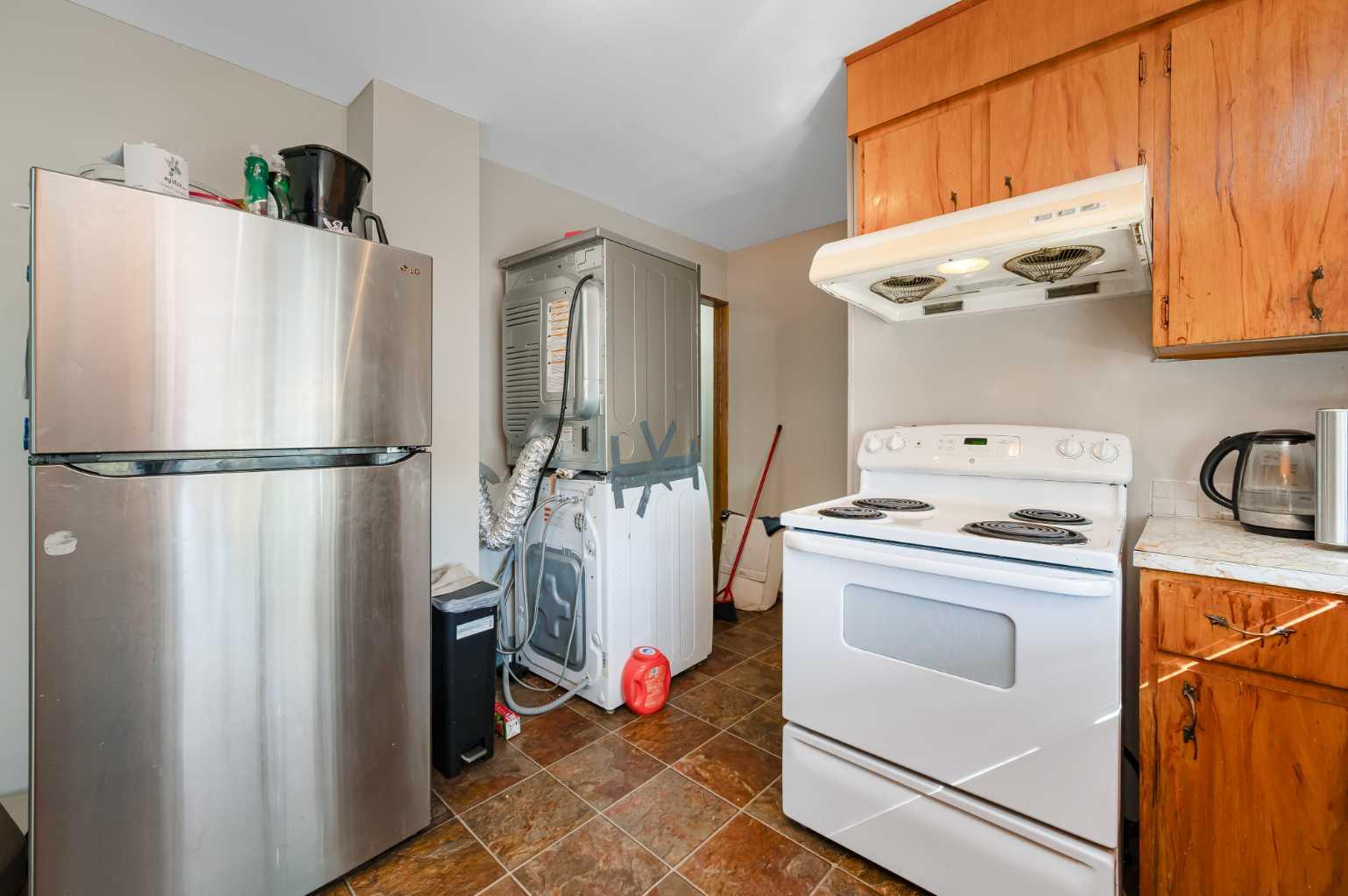 823 Sabrina Road SW
