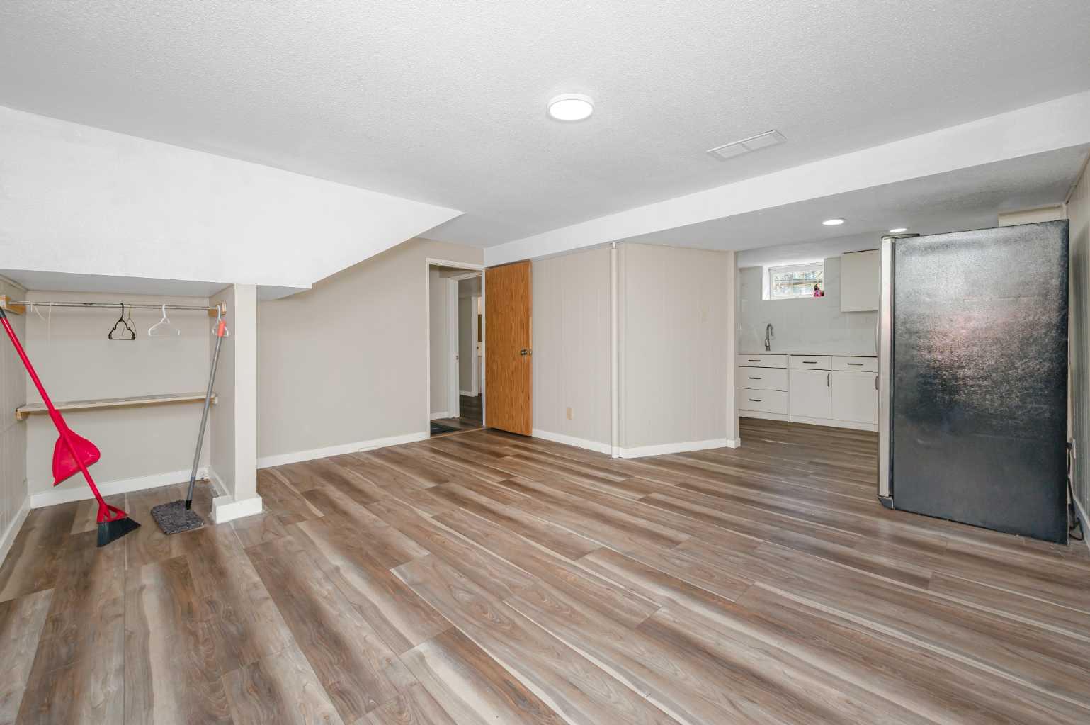 823 Sabrina Road SW
