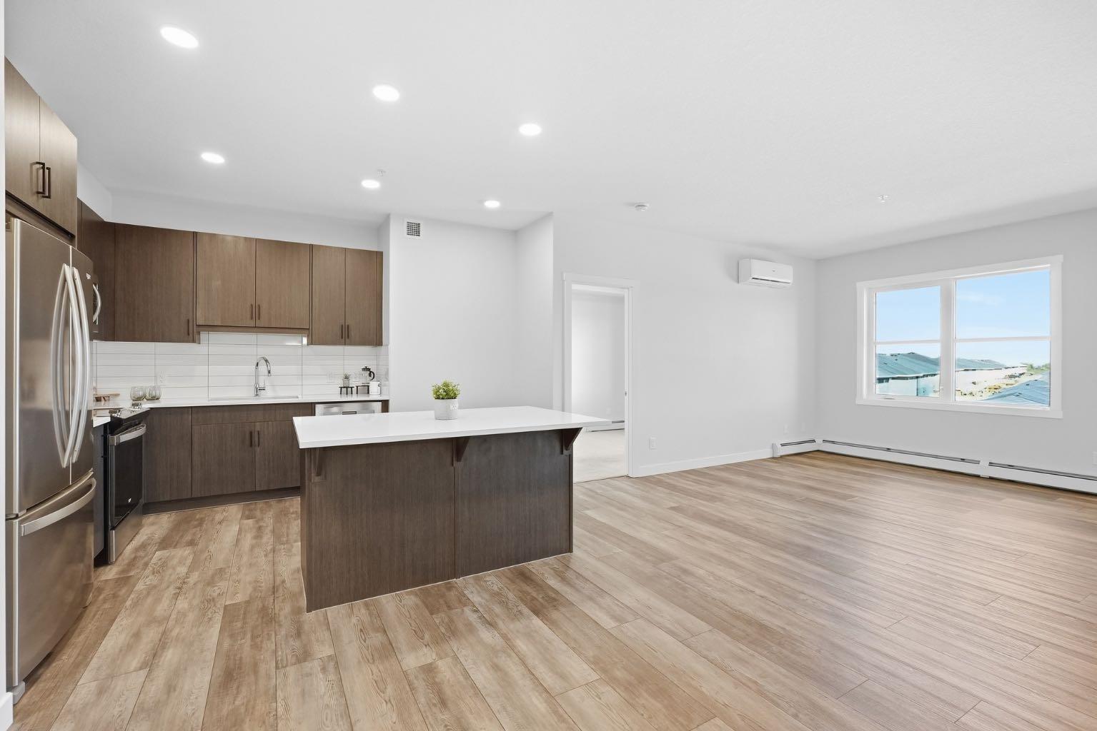 301, 55 Wolf Hollow Crescent SE