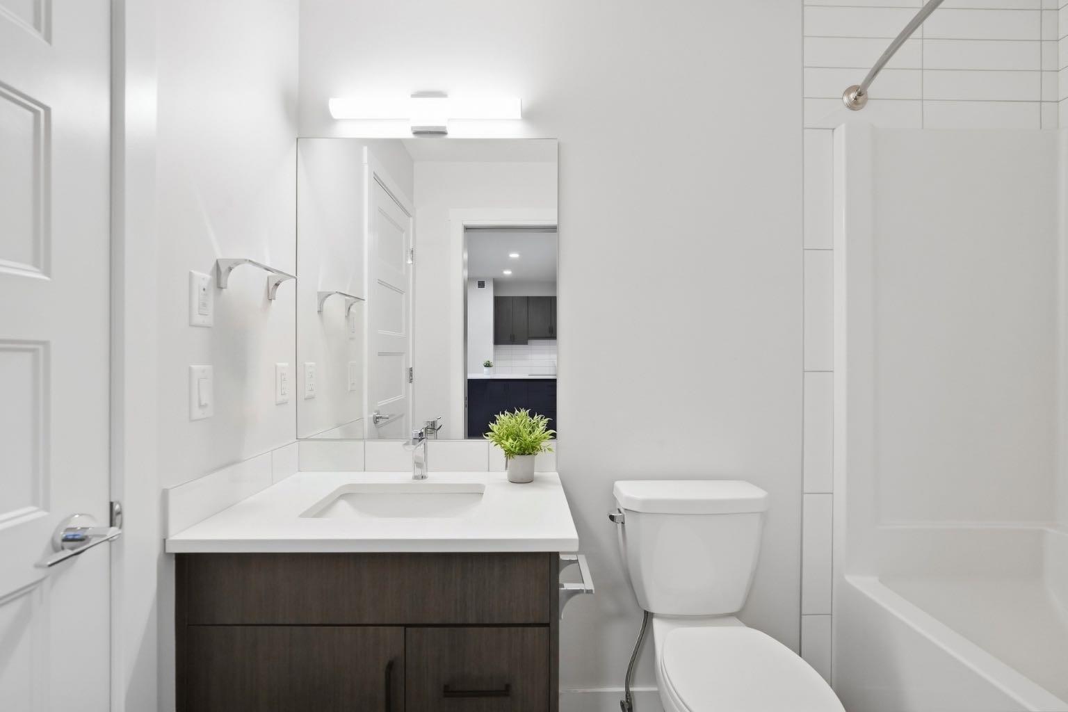 301, 55 Wolf Hollow Crescent SE