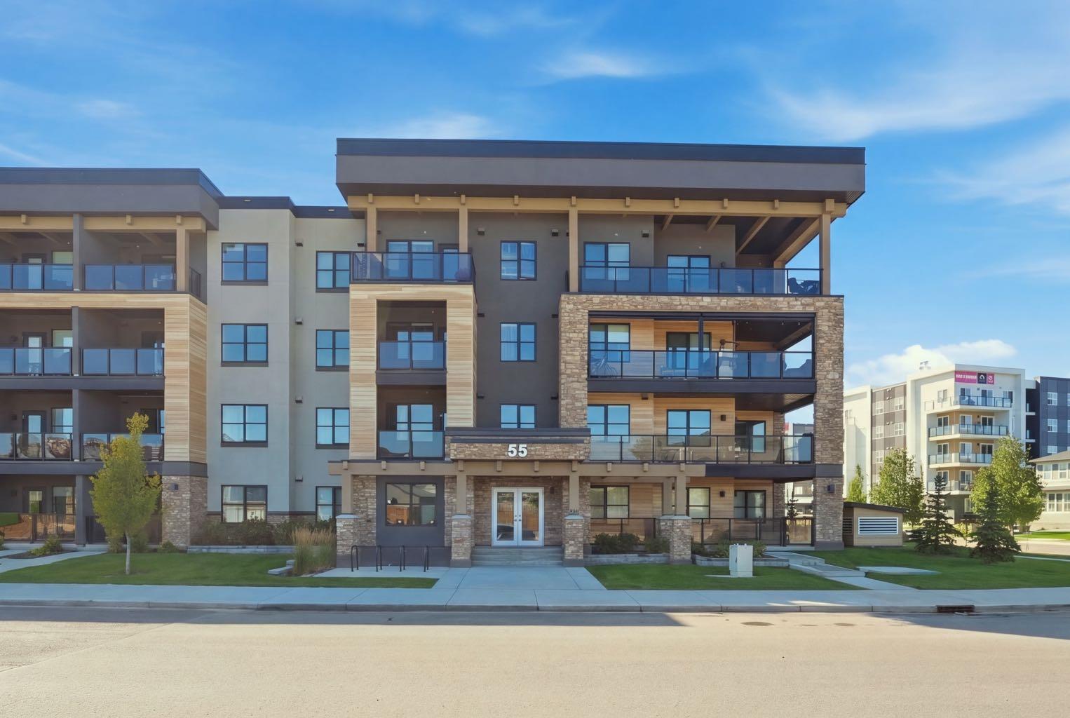 301, 55 Wolf Hollow Crescent SE