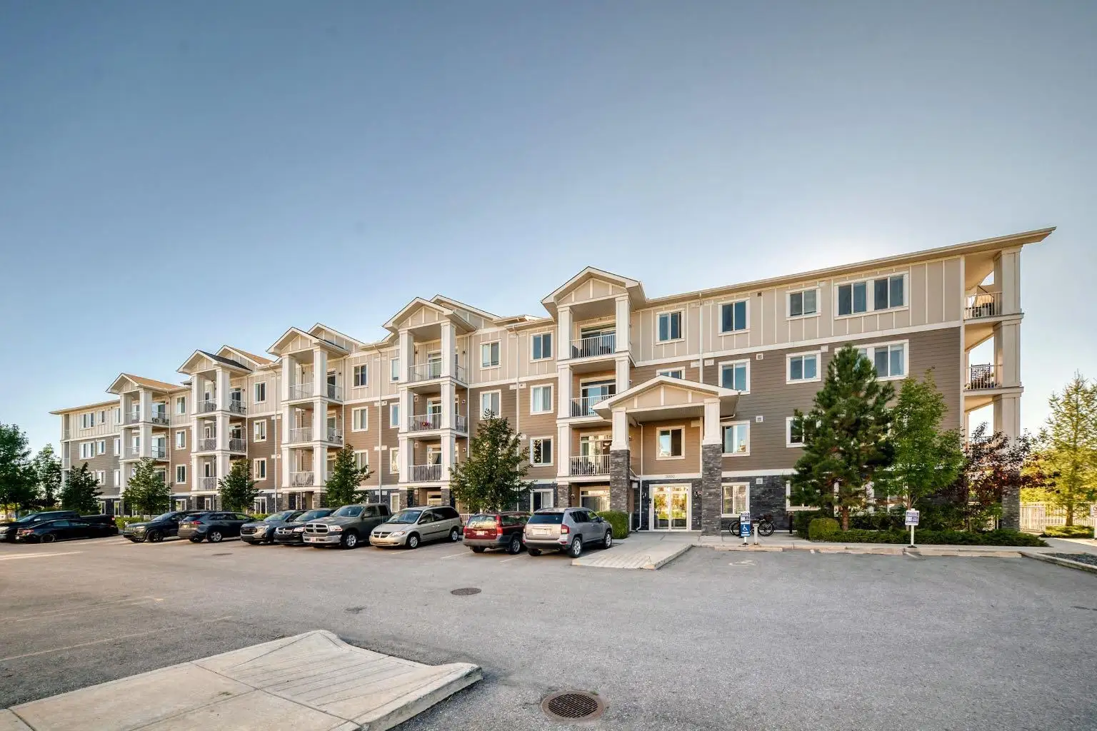 3203, 522 Cranford Drive SE