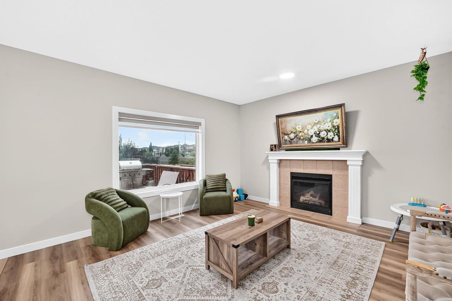 793 Luxstone Landing 