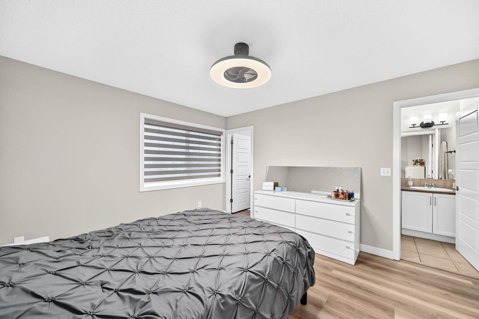 793 Luxstone Landing 