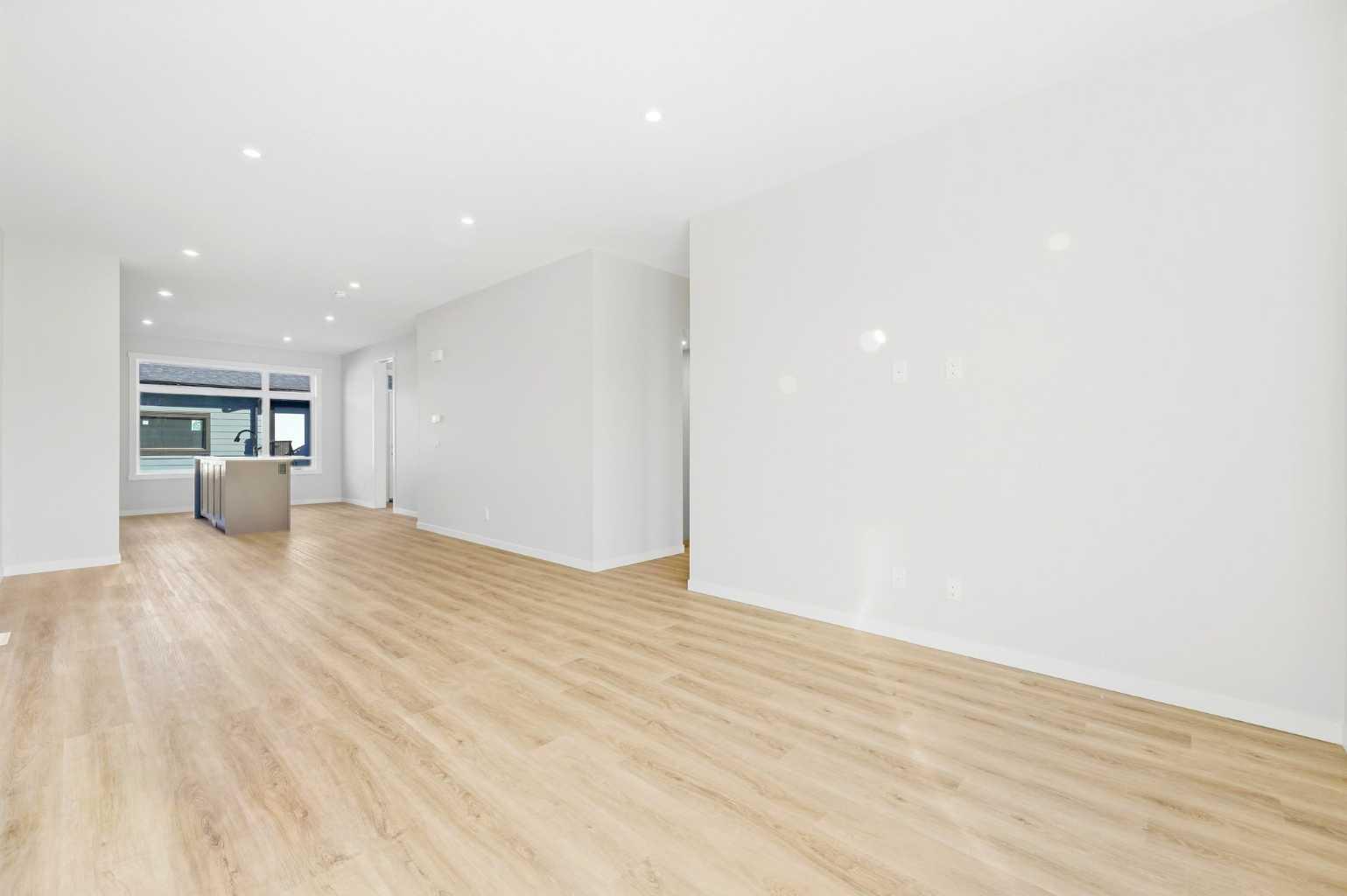 225 Vantage Drive 